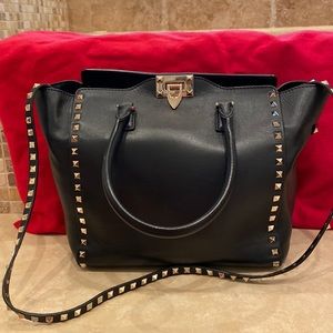 Valentino made in Italy Medium grain calfskin leather Rockstud bag black